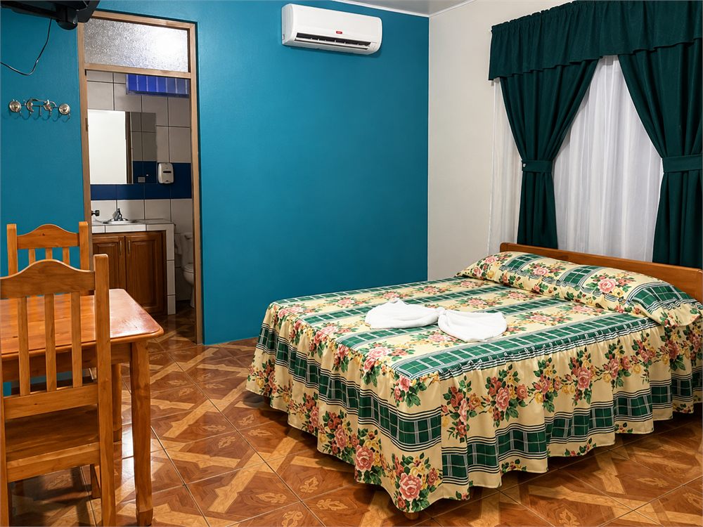 Habitación del Hotel Sueño de Luna antes de la renovación de 2021